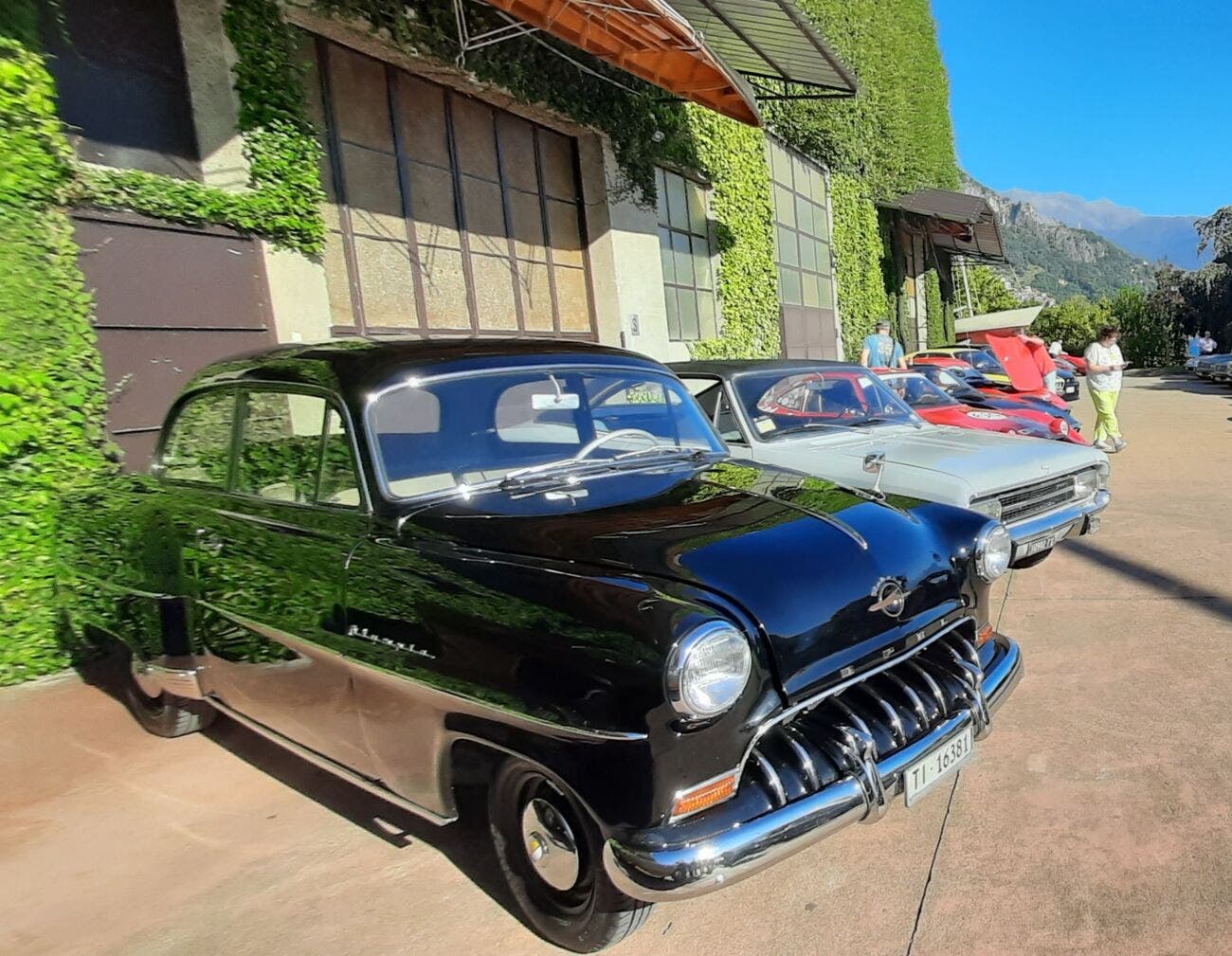 Raduno Opel Museo della Barca Lariana