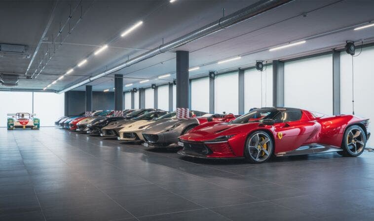 Ferrari collezione asta