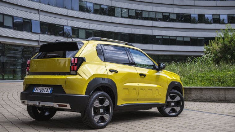 fiat grande panda elettrica