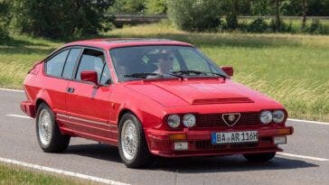 Alfa Romeo GTV6