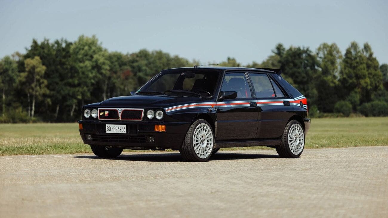 Lancia Delta HF Integrale EVO “Martini 5”