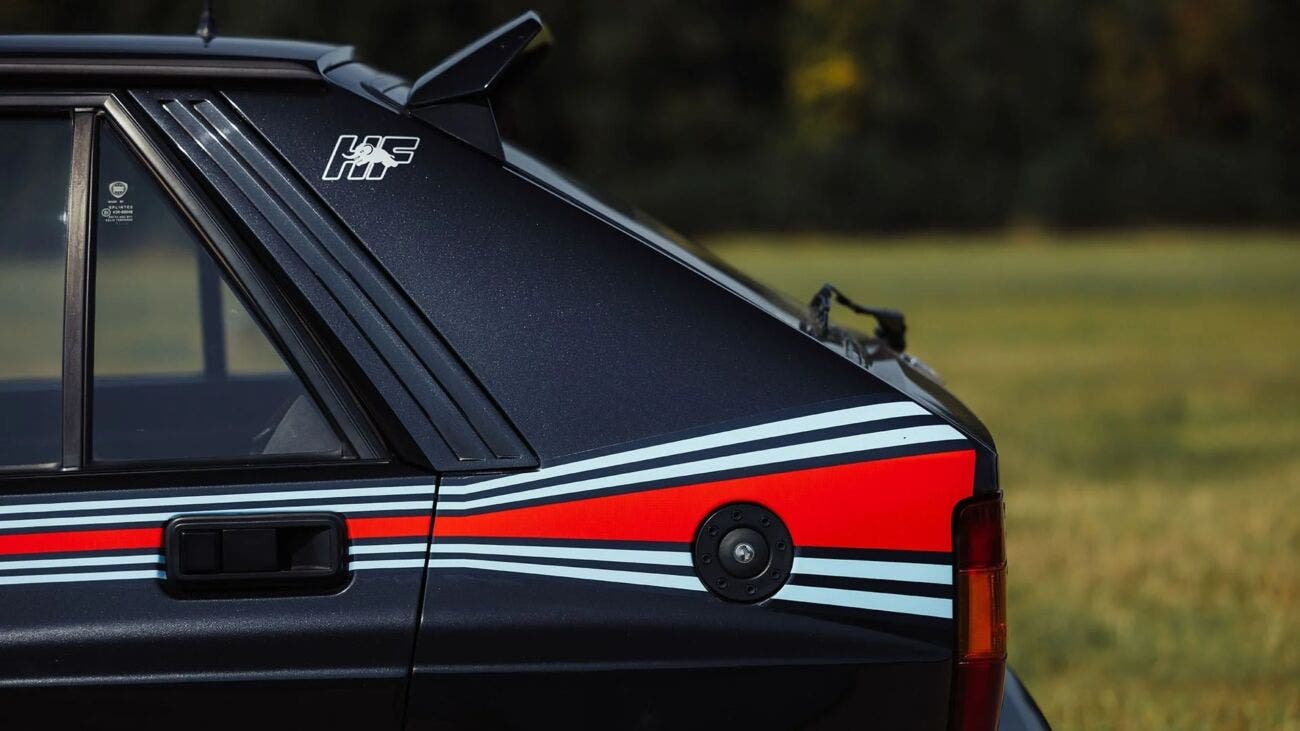 Lancia Delta HF Integrale EVO “Martini 5”