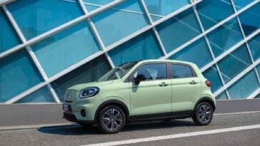 Leapmotor T03 a Rom-E 2025: nel cuore di Roma la citycar elettrica protagonista della mobilità sostenibile