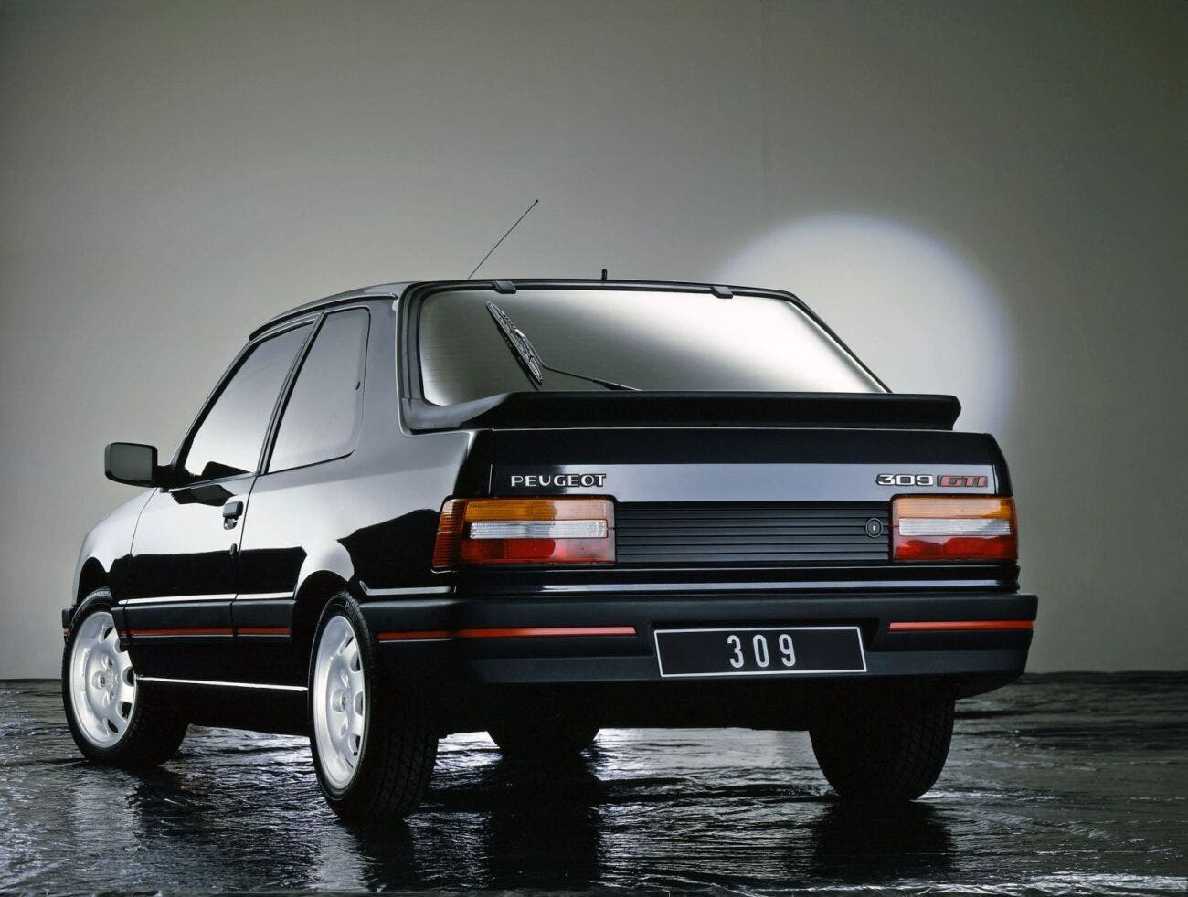 Peugeot 309