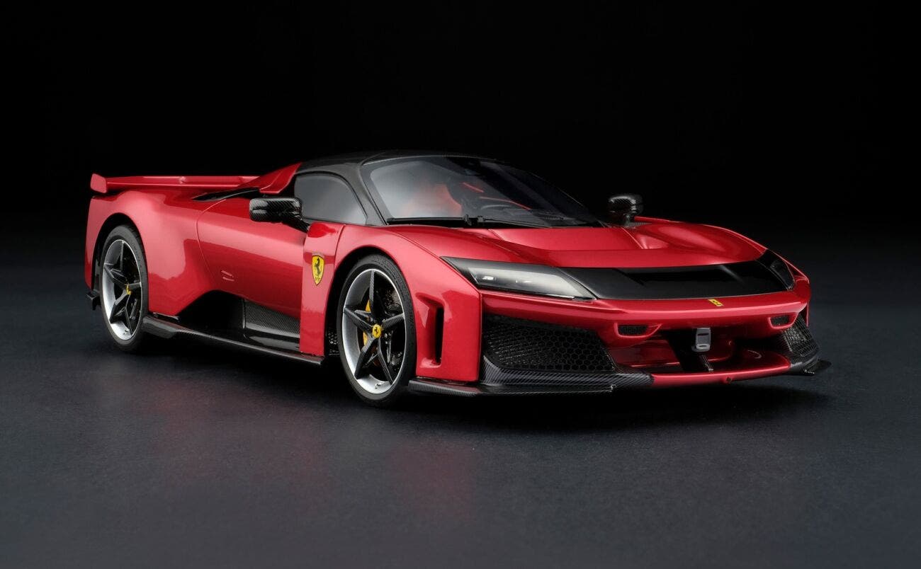 Ferrari F80 scala 1:18