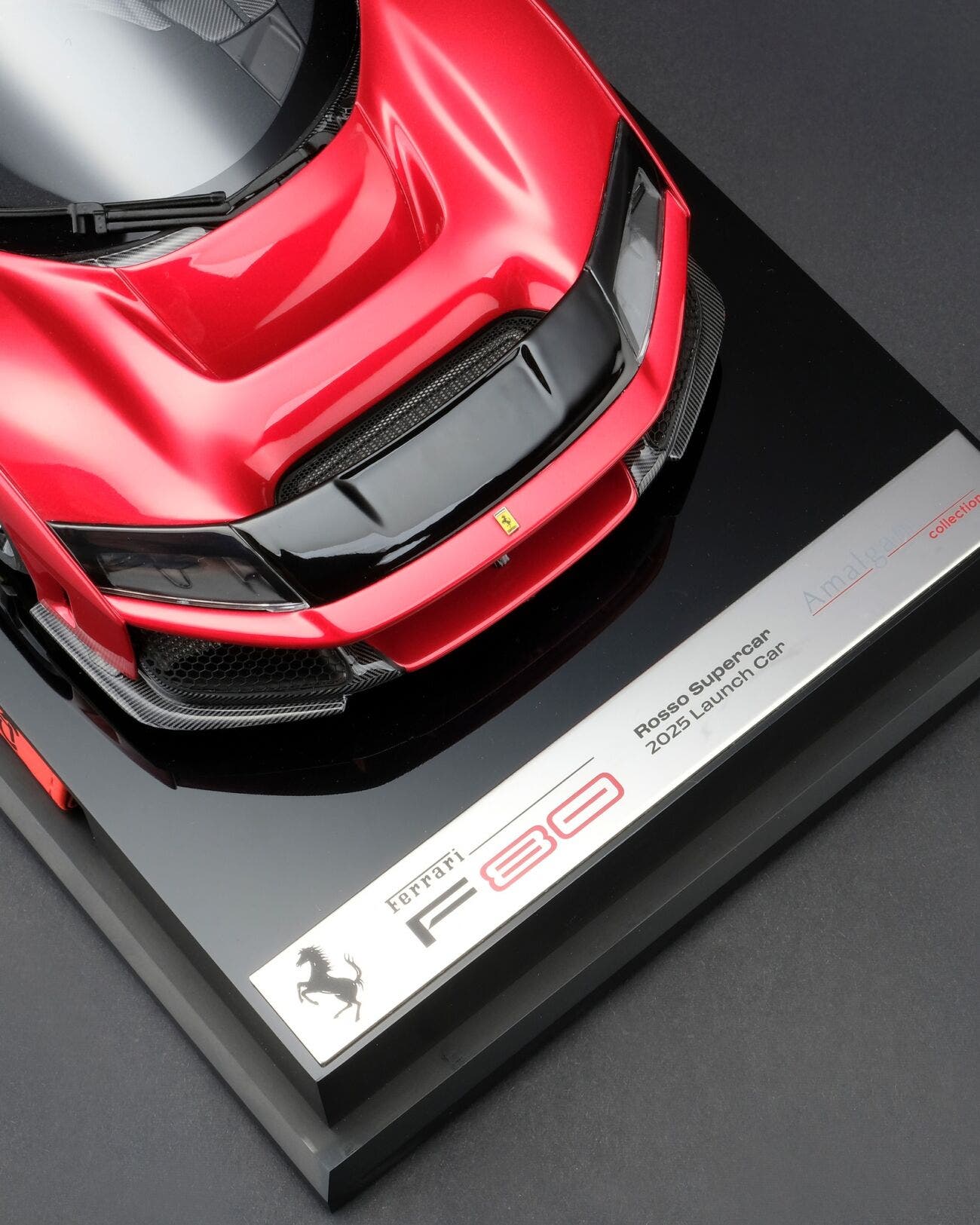 Ferrari F80 scala 1:18