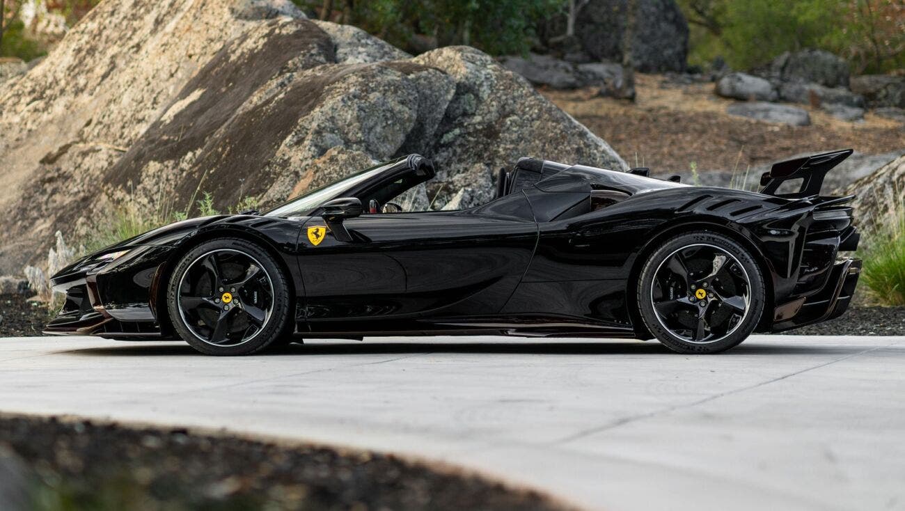 Ferrari SF90 XX Spider
