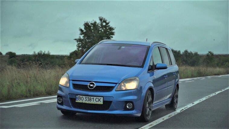 Opel Zafira OPC