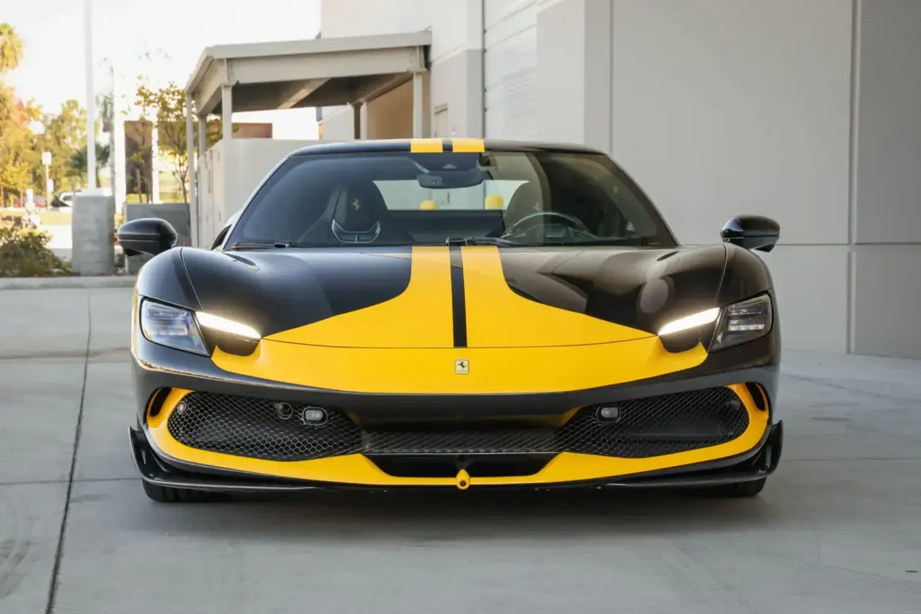 Ferrari 296 GTB assetto fiorano