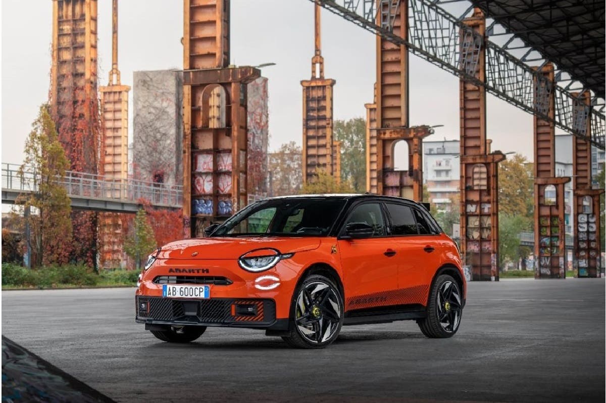 Abarth 600e Competizione Edizione Milano Cortina 2026