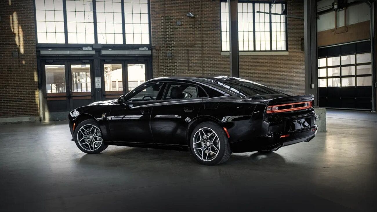 Dodge Charger Scat Pack con motore SIXPACK