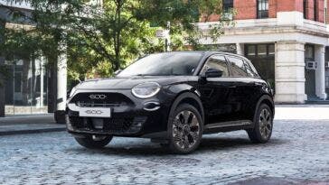 Fiat 600 Hybrid Nero Cinema