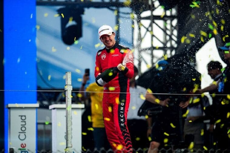 Citroën Racing Formula E festeggia subito il podio al suo debutto con Nick Cassidy