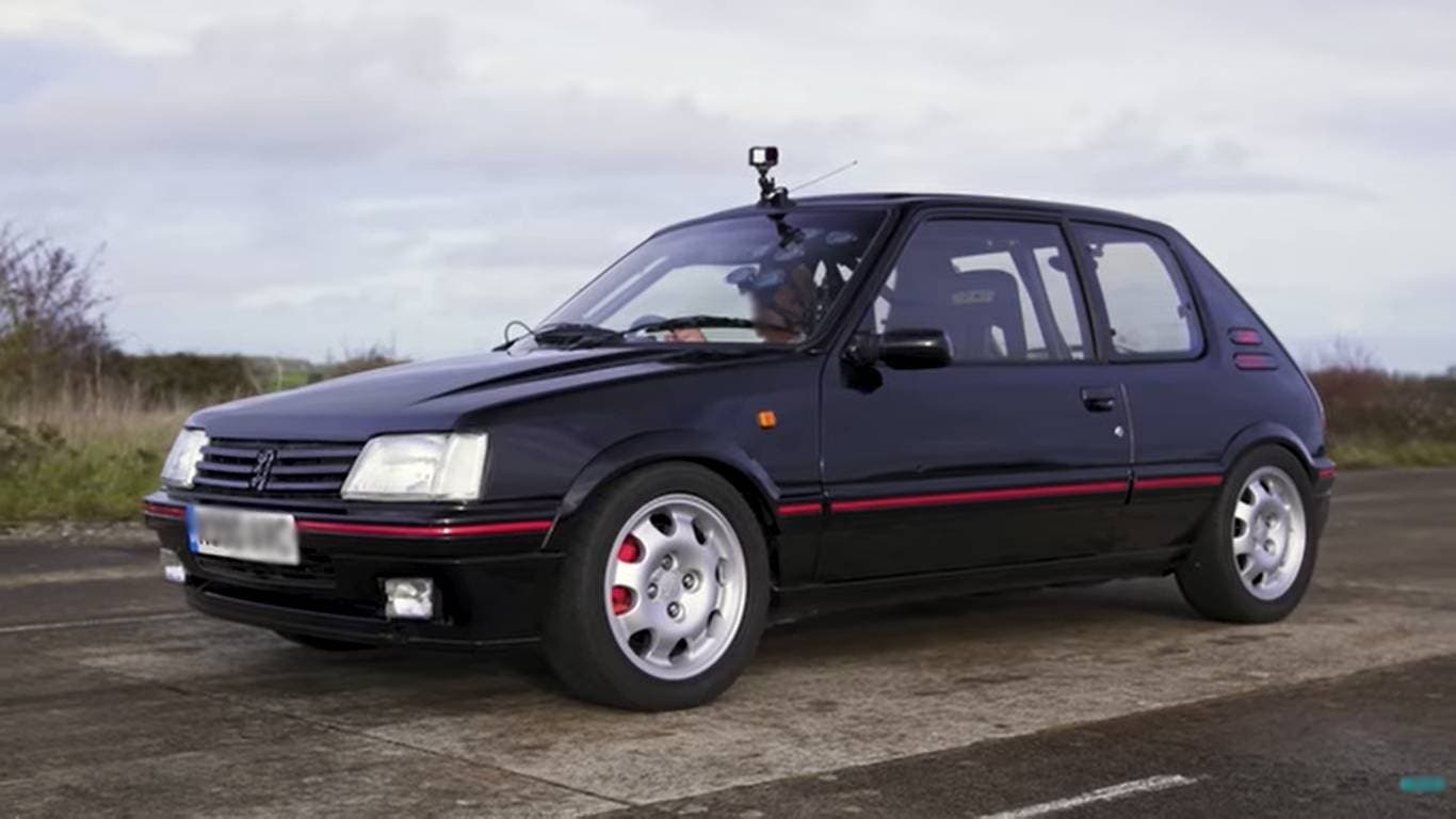 Peugeot 205 GTI drag race