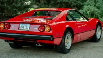 Ferrari 308 GTB Vetroresina