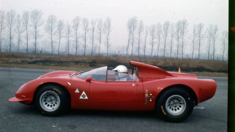 Alfa Romeo 33-2 Periscopio