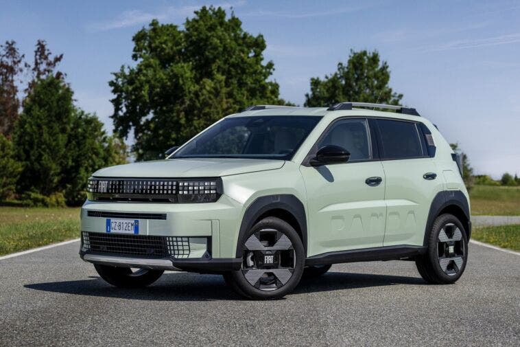 Fiat Grande Panda con motore a benzina