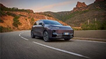 Leapmotor B10 REEV Hybrid