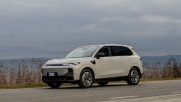 Leapmotor B10 REEV Hybrid