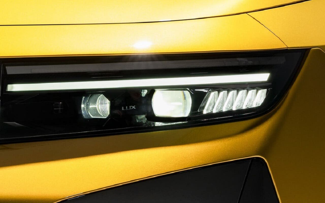 Nuova Opel Astra