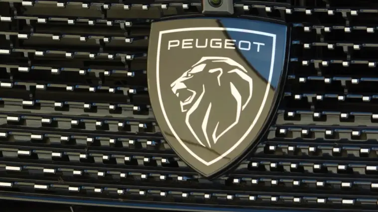 Peugeot badge 2025