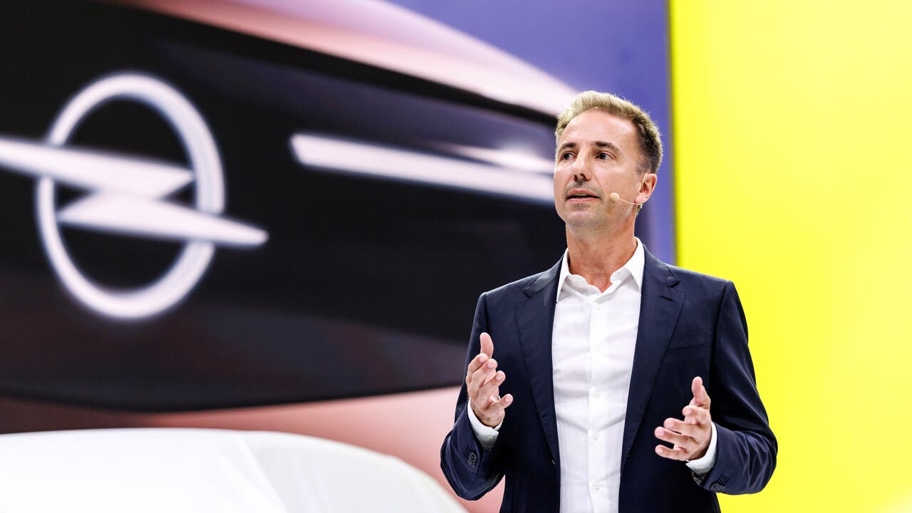 florian huettl opel