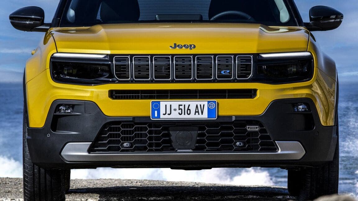 Jeep Avenger, il restyling del 2027 per la B-SUV che non vuole ...