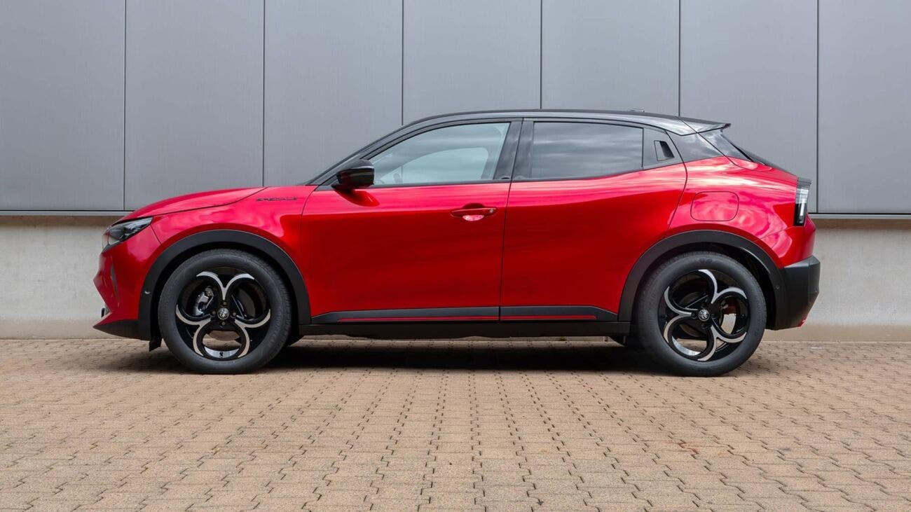 Alfa Romeo Junior con sospensioni H&R