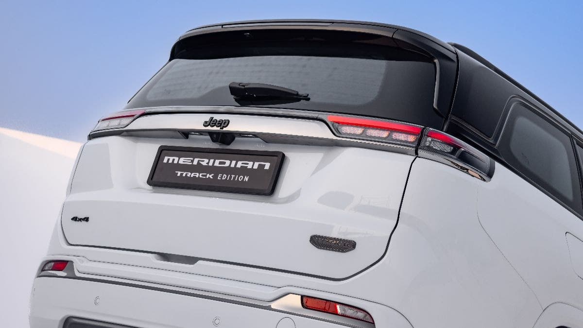 Jeep Meridian Track Edition