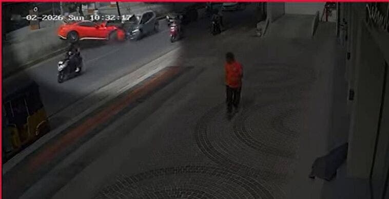 Ferrari California T