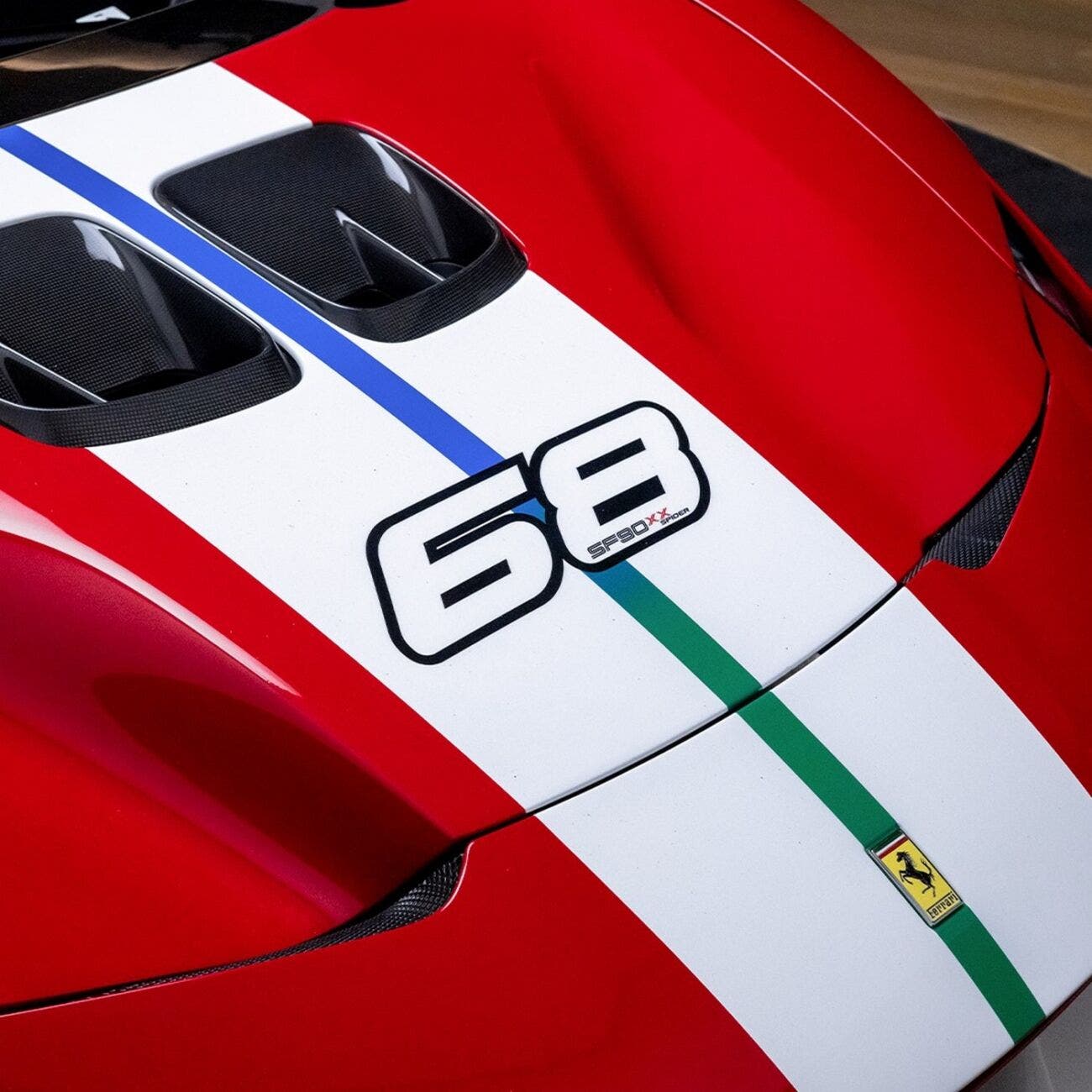 Ferrari SF90 XX Spider Tailor Made