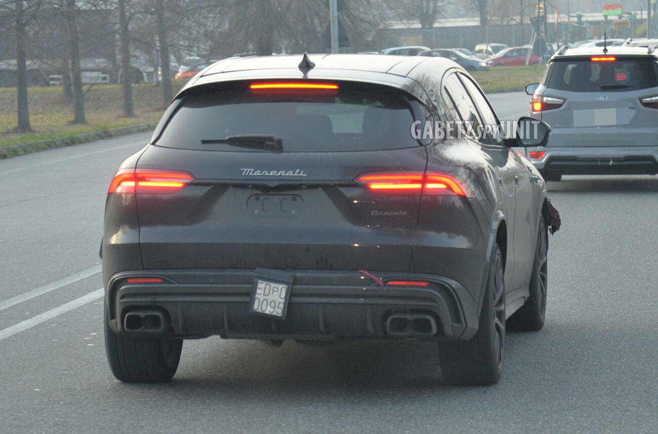 Avvistato in strada il prototipo di Maserati Grecale MY2027