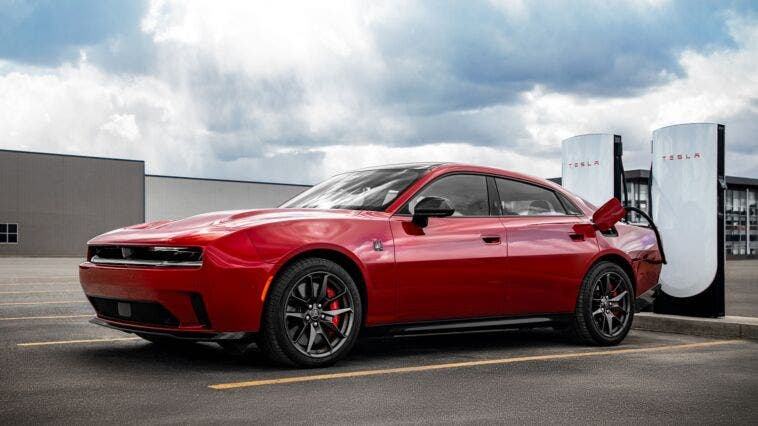 Stellantis e Tesla