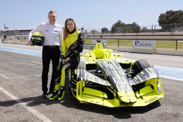 Jörg Schrott, Team Principal del team Opel GSE Formula E con Sophia Flörsch