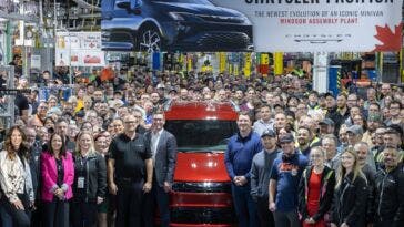 Chrysler Pacifica 2027