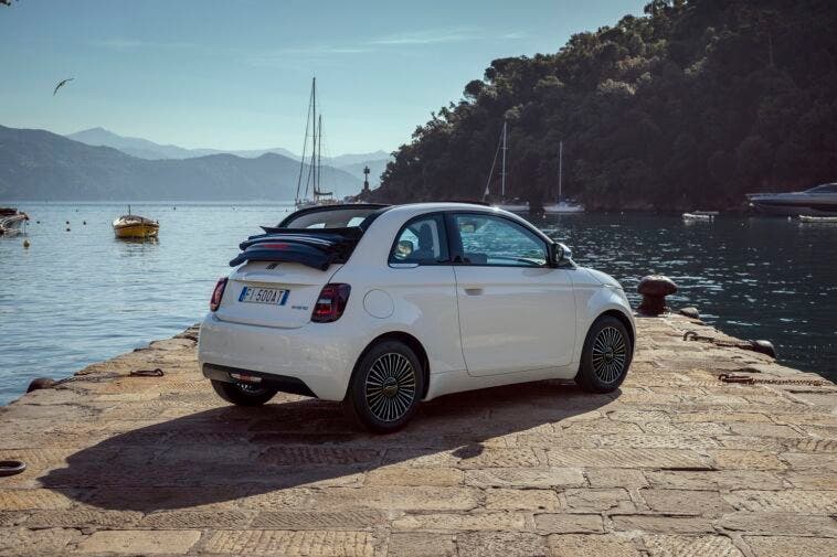 Fiat 500 Hybrid Dolcevita