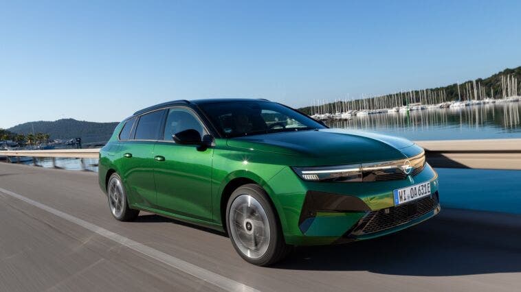 Opel Astra Sports Tourer Elettrica