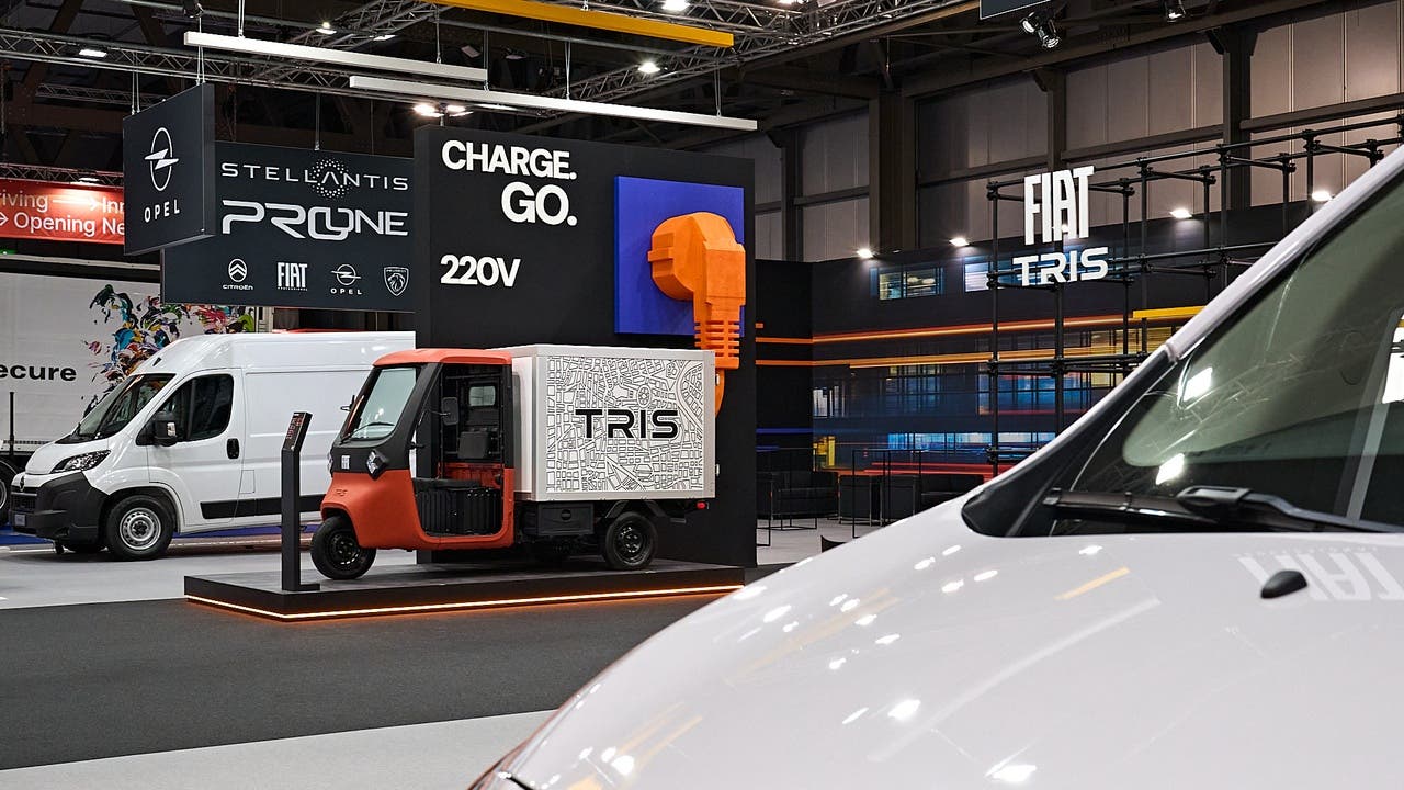 Stellantis Pro One accende Transpotec: a Milano debutta il TRIS elettrico e la gamma da leader