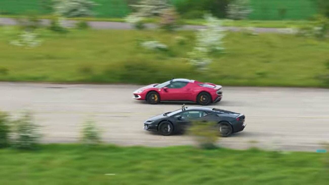 Drag Race Ferrari vs Lamborghini