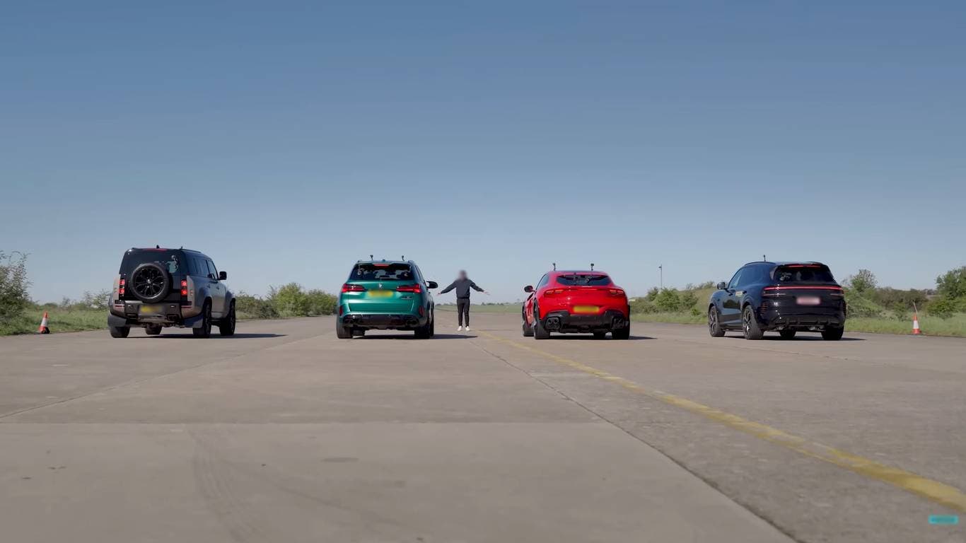 drag race ferrari purosangue