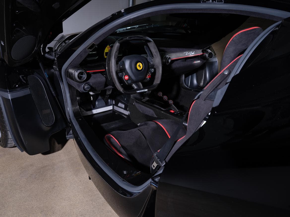 ferrari laferrari massa
