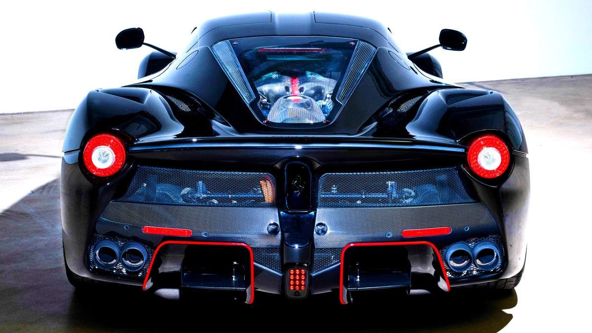 ferrari laferrari massa