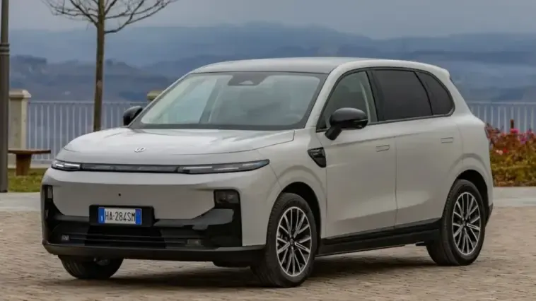 Leapmotor B10 Hybrid EV