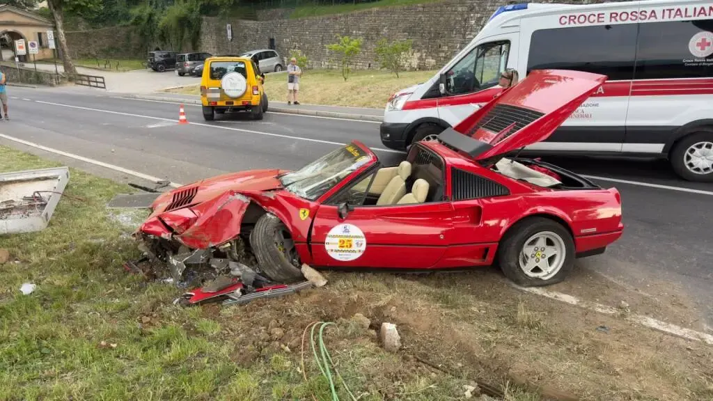 Ferrari 208 GTS Turbo