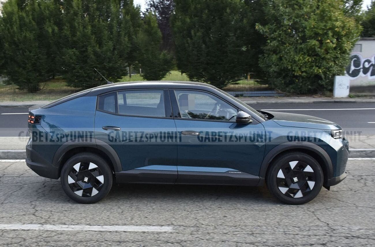 Fiat Grizzly Fastback Hybrid 