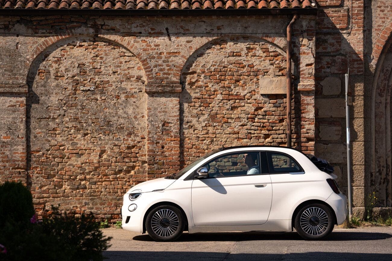 Fiat 500 Hybrid Cabrio Dolcevita