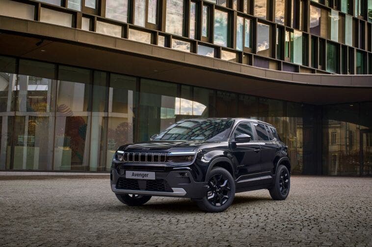 Jeep Avenger Black Edition