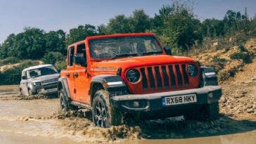Jeep Wrangler e Land Rover Defender