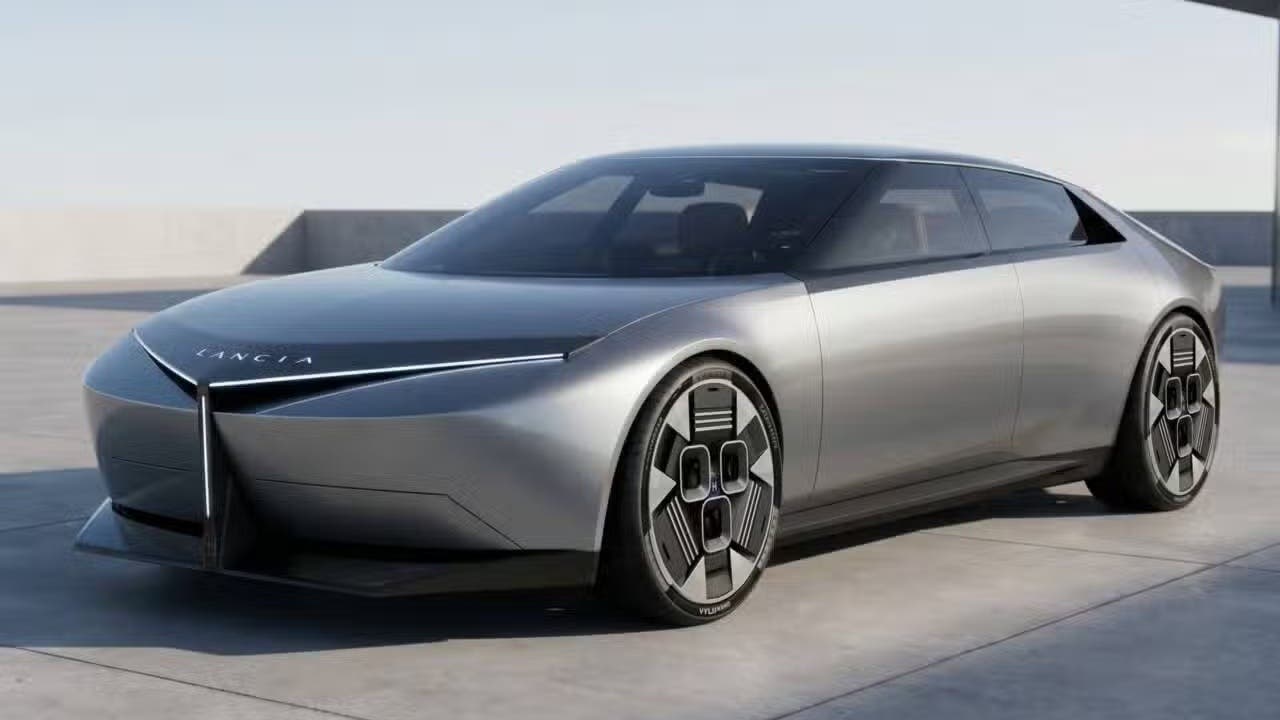 Lancia Gamma berlina render