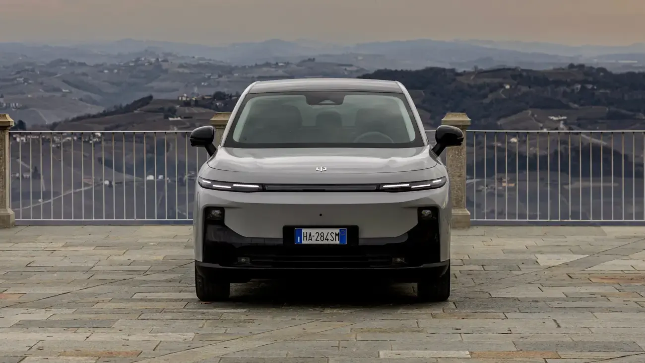 Leapmotor B10 Hybrid EV